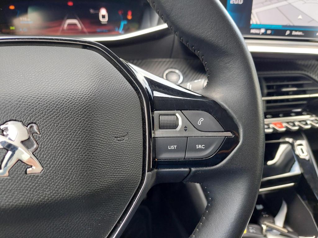 Peugeot 208 1.2 pt 100 allure clima/navi/lmv