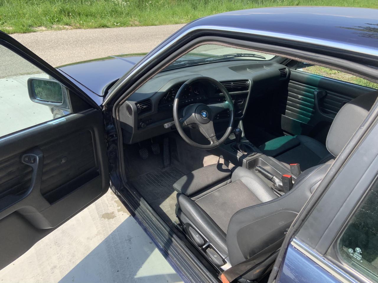 BMW 3-Serie E30 325i coupe 1987 Blauw APK - 02-2028
