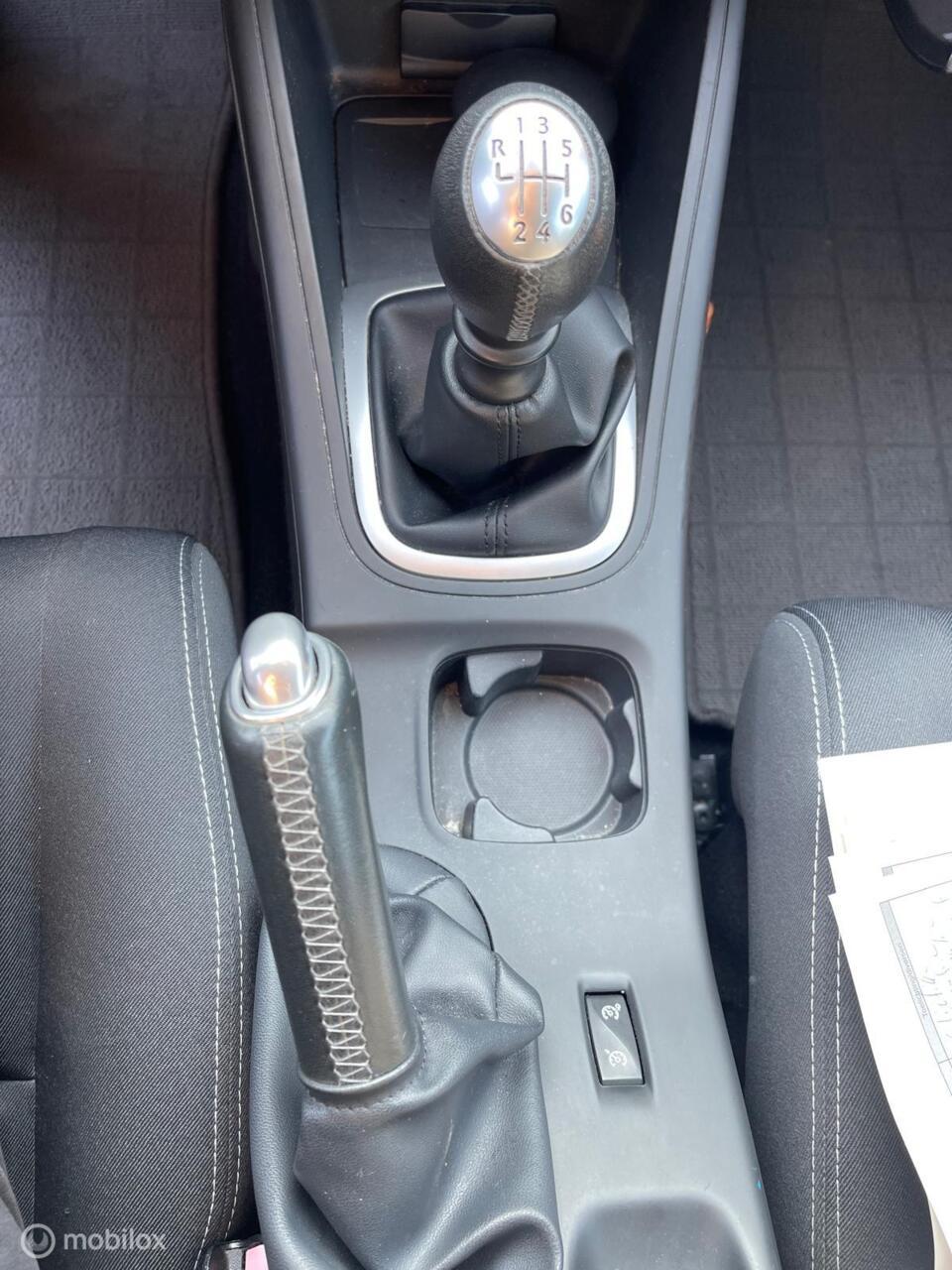 Renault Megane coupé 1.6 in prijs verlaagd
