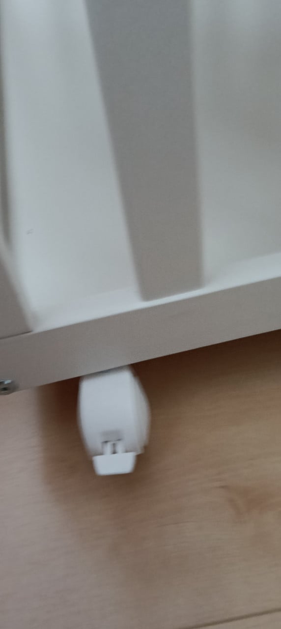 Verstelbaar Babybedje met matrasje 90x50
