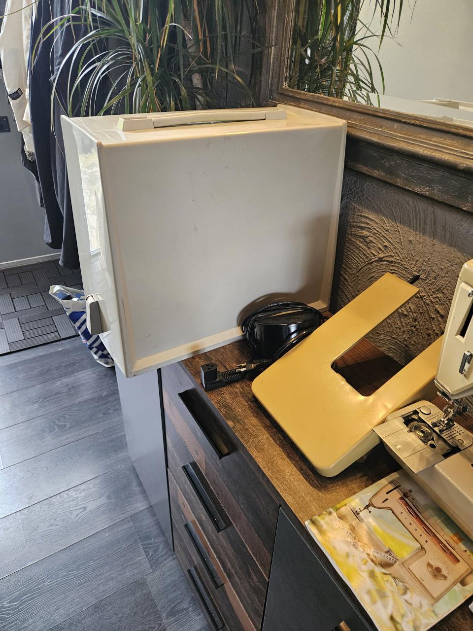 Vintage Singer 538 Naaimachine met Handleiding en koffer