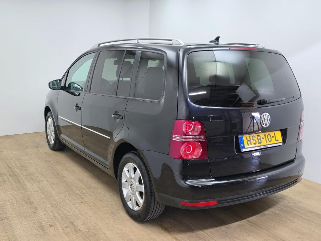 Volkswagen Touran occasion 1.4 tsi highline automaat en 7 zits(!) | tweedeh