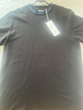 *NIEUW* Daily Paper t-shirt