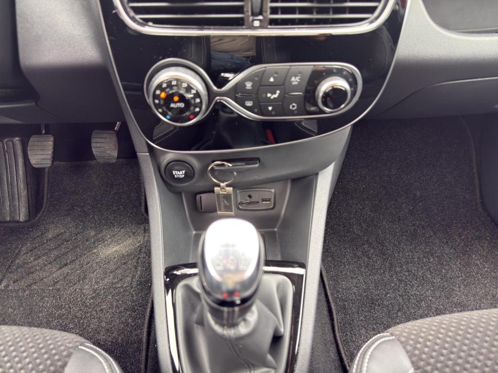 Renault Clio 0.9 tce intens | camera | navigatie | cruise | l.m.velgen | ai