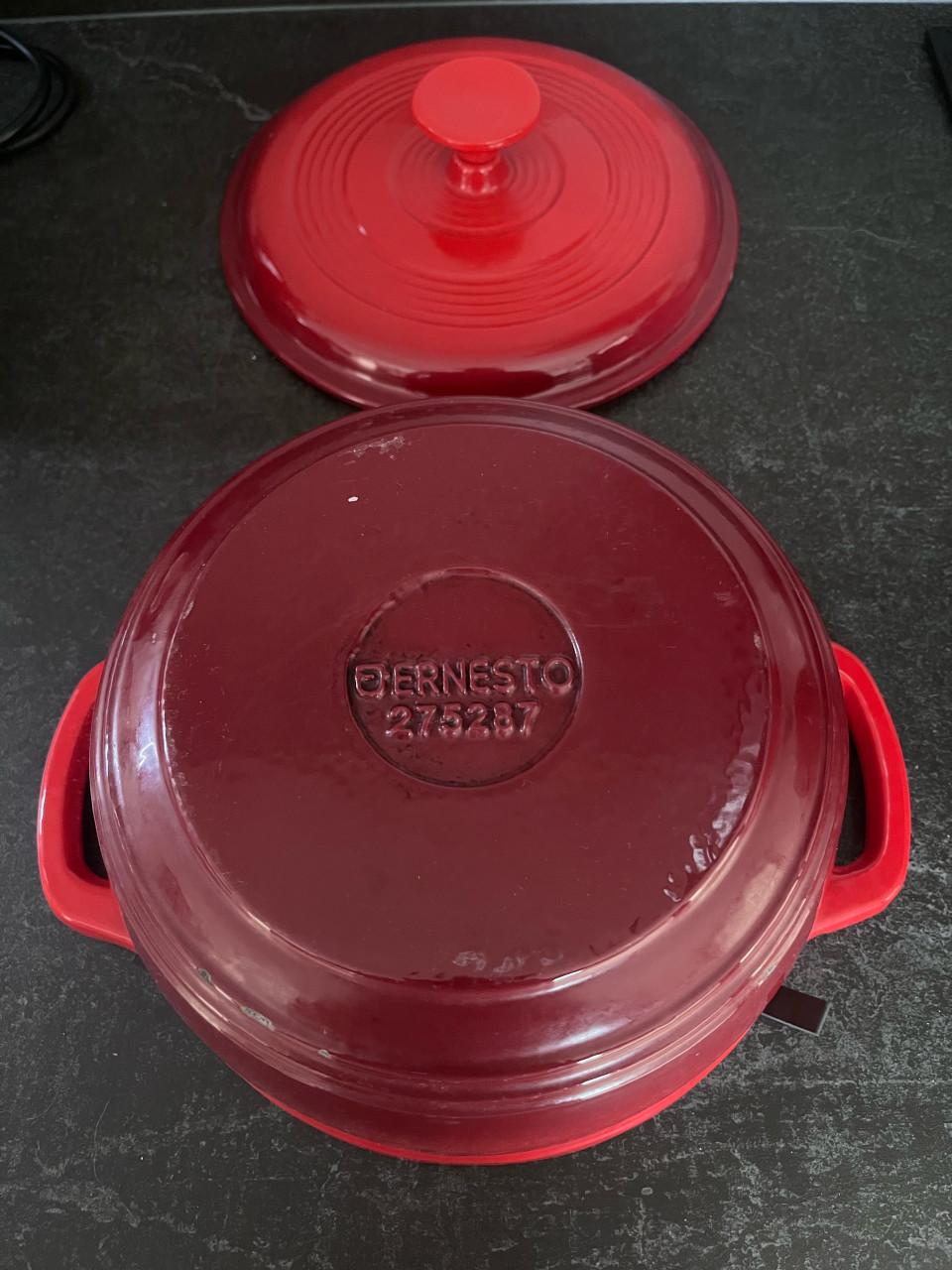Gietijzeren braadpannen met deksel (2 stuks, 1 grotere en 1 kleinere)