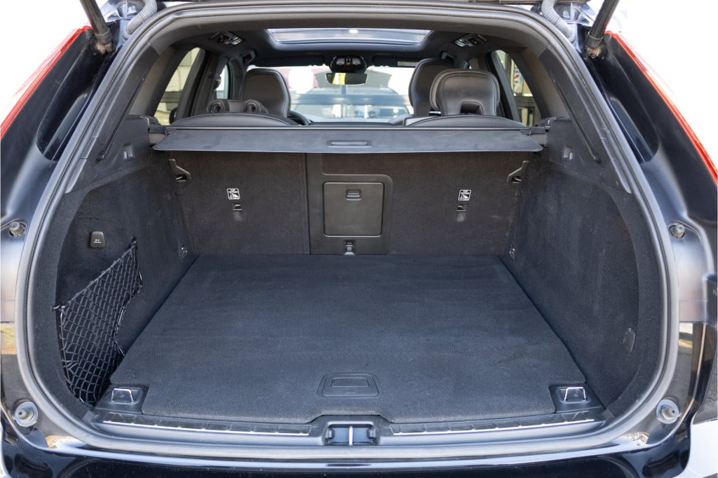Volvo XC60 2.0 t6 plug-in awd r-design ✅facelift✅google.serv✅pano