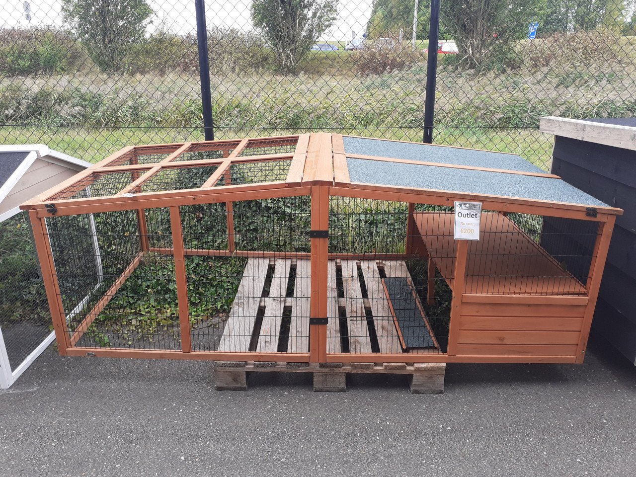 OUTLET hokken hoge korting te koop kippenhok konijnenhok!