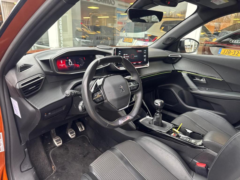 Peugeot 2008 1.2 puretech gt