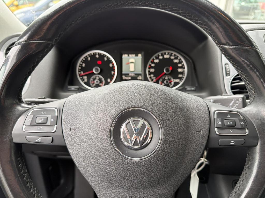 Volkswagen Tiguan 1.4 tsi sport&style | panodak | trekhaak | navi
