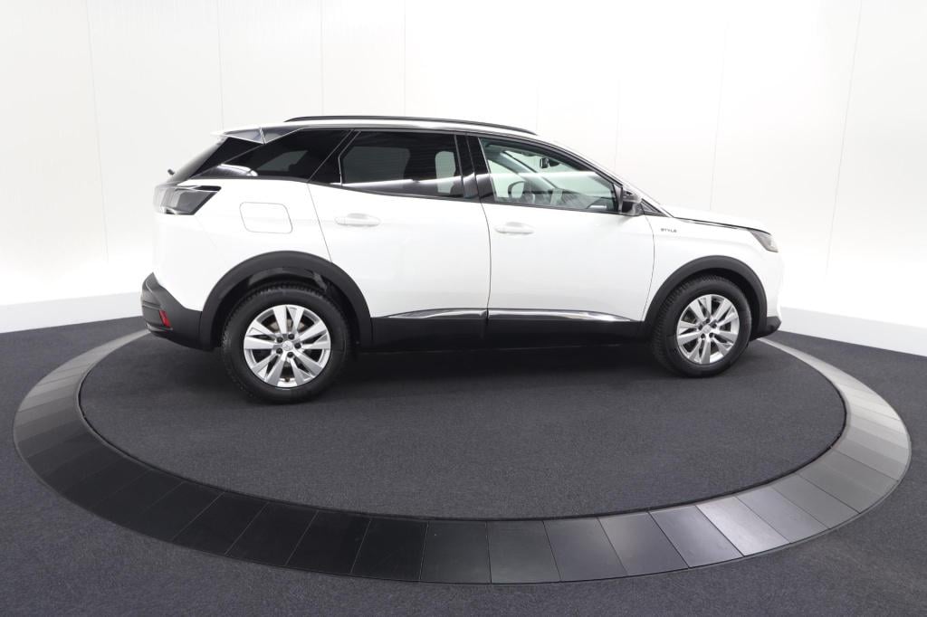 Peugeot 3008 puretech 130 eat8 style | camera | parkeersensoren | navigatie