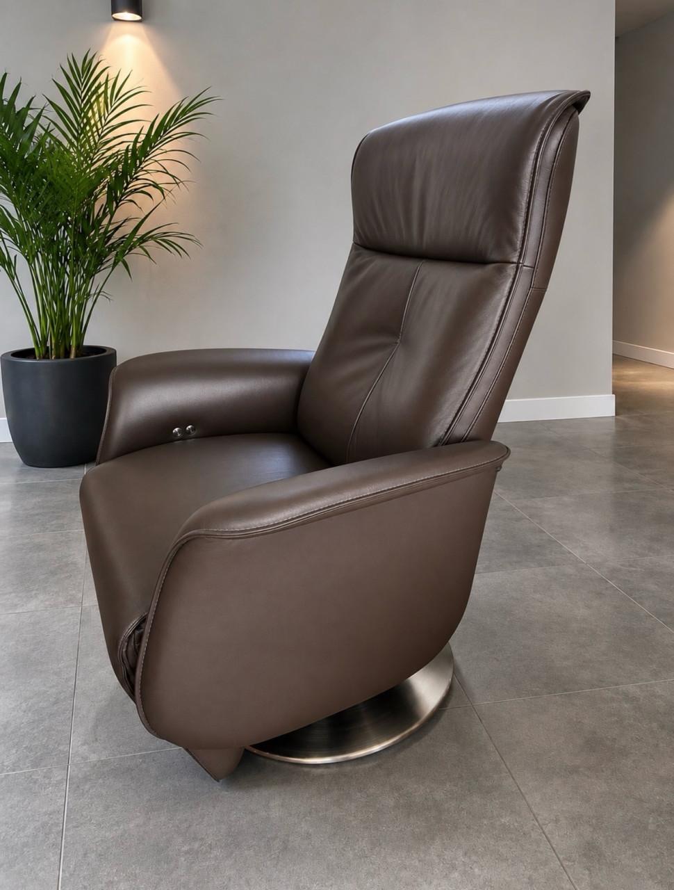 Te koop 2 elektrische draai relaxstoelen/ fauteuils