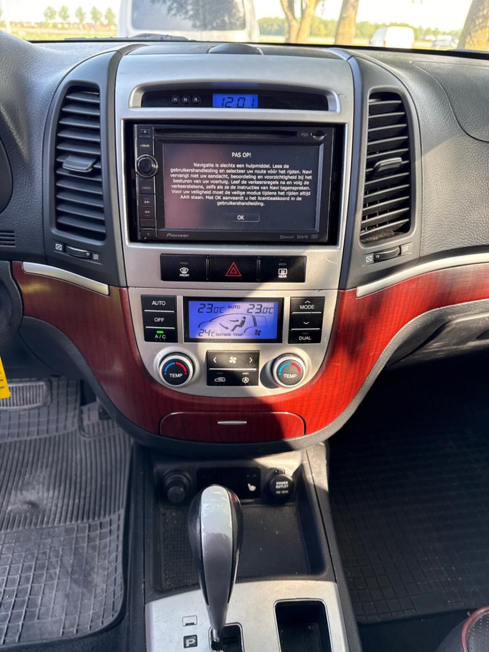 Hyundai Santa Fe 2.2 crdi automaat // van // apk