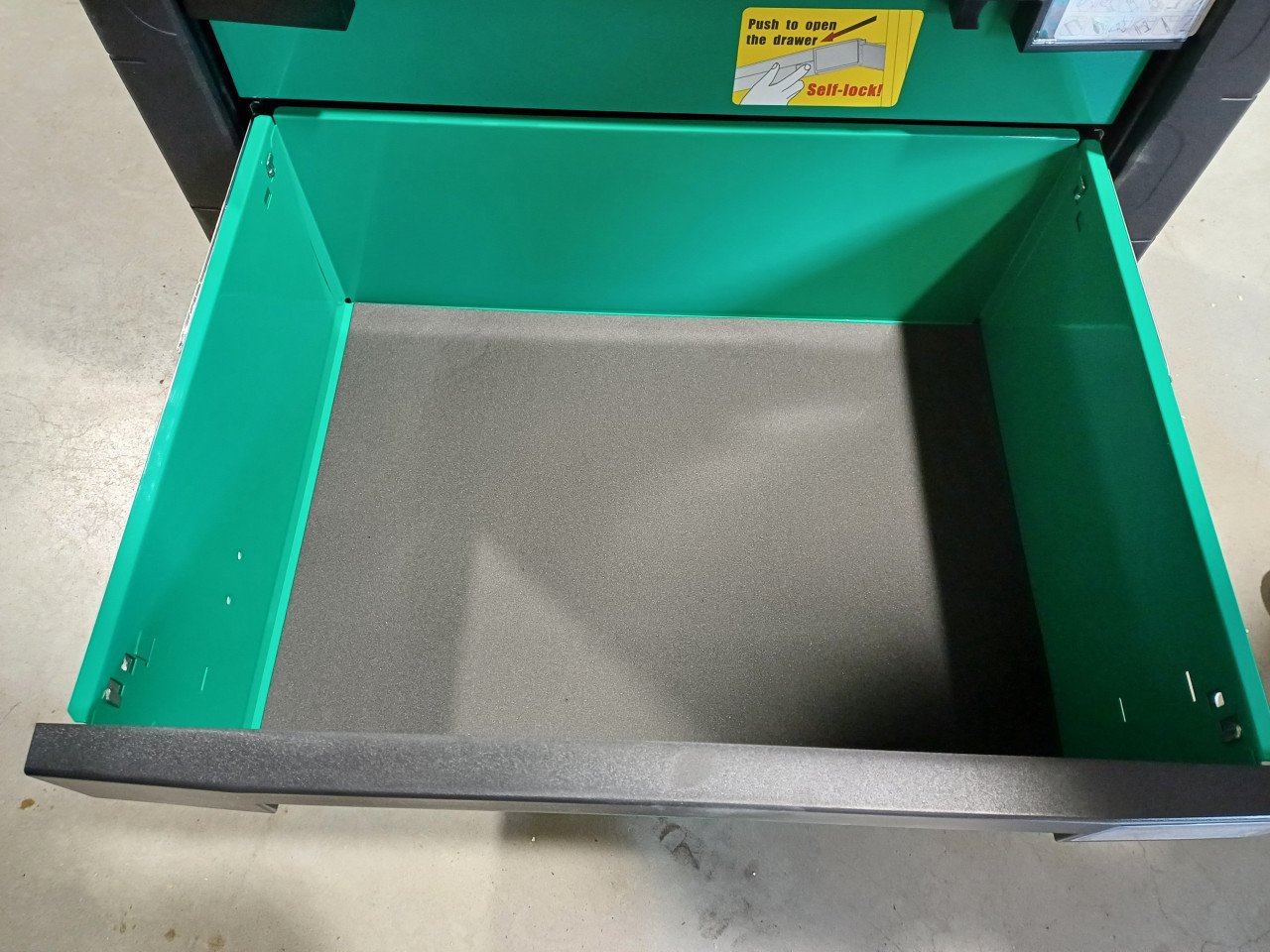 Nieuwe gereedschapswagen