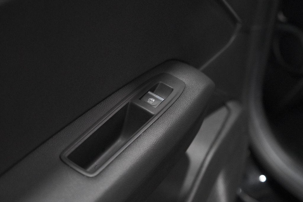 Renault Captur mild hybrid 140 edc techno | pack winter | camera | navigati