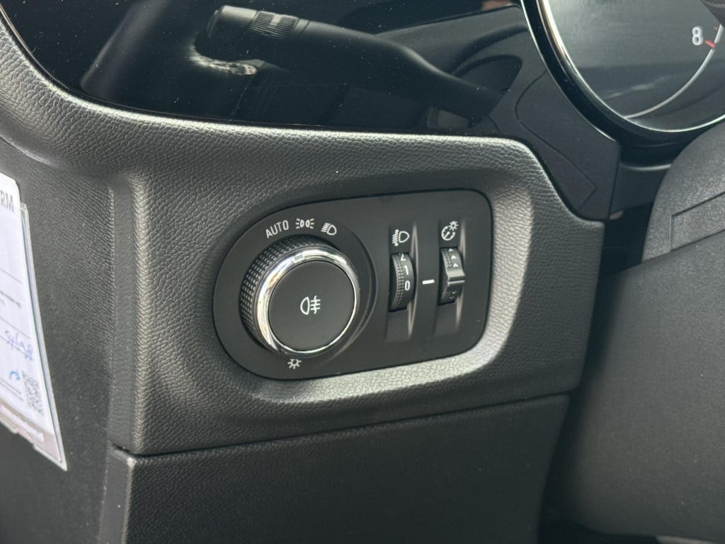 Opel Corsa 1.2 edition automaat | apple carplay/android auto | stoelverwarm