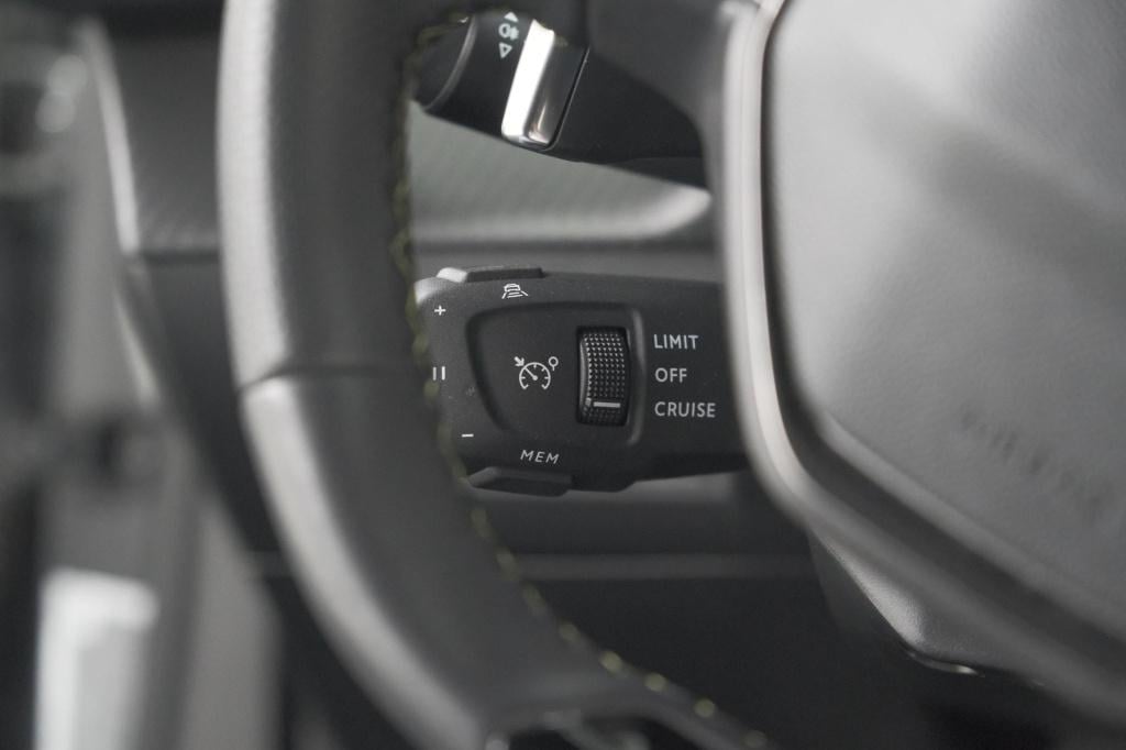 Peugeot 2008 puretech 130 eat8 gt | 360 camera | stoelmassage | adaptieve c