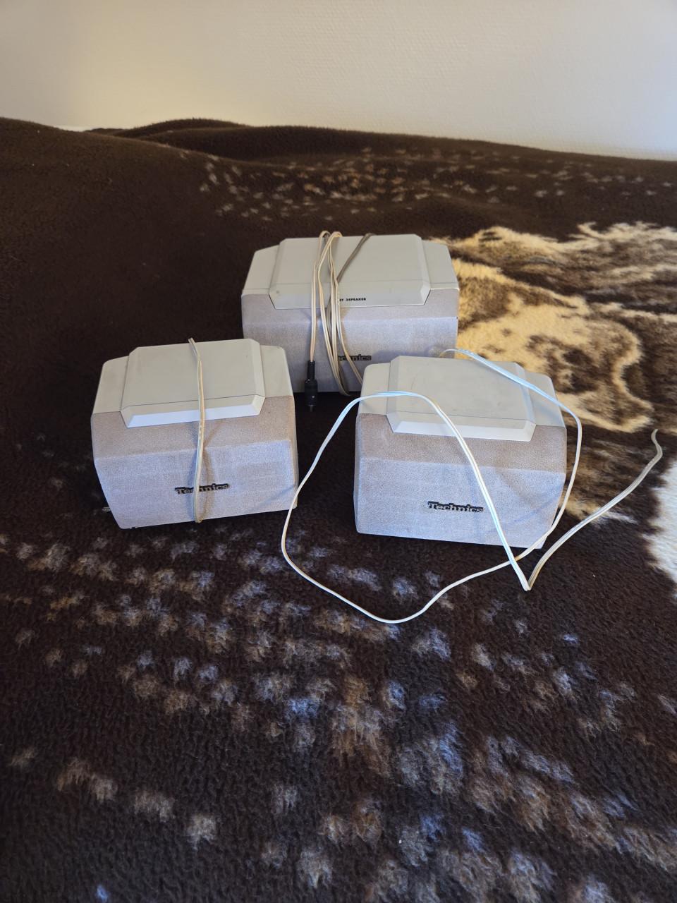 3 X Technics set