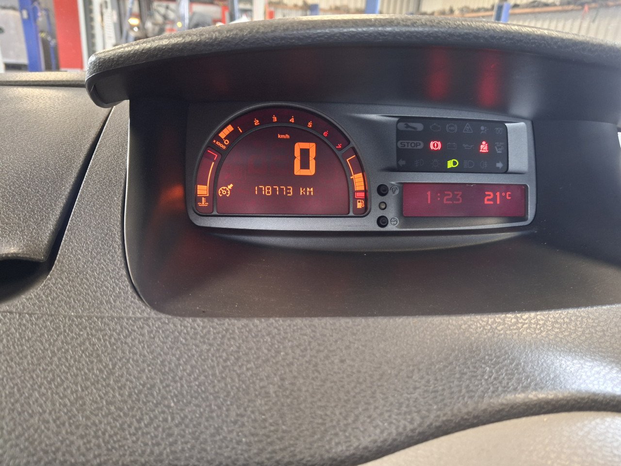 Renault modus bj 2006. 1650 euro