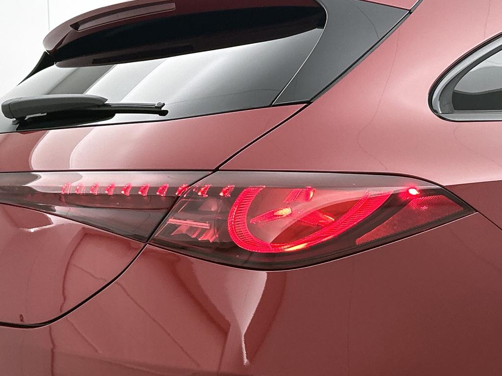 Mercedes-Benz Cla shooting brake 180 business solution amg | premium pakket