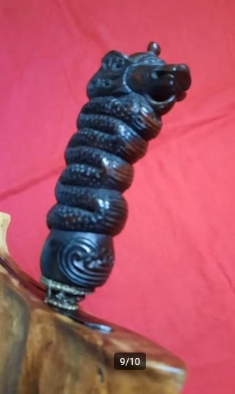 Naga Sasra kris
