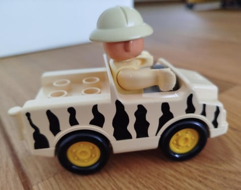 DUPLO SAFARI AUTO MET BESTUURDER