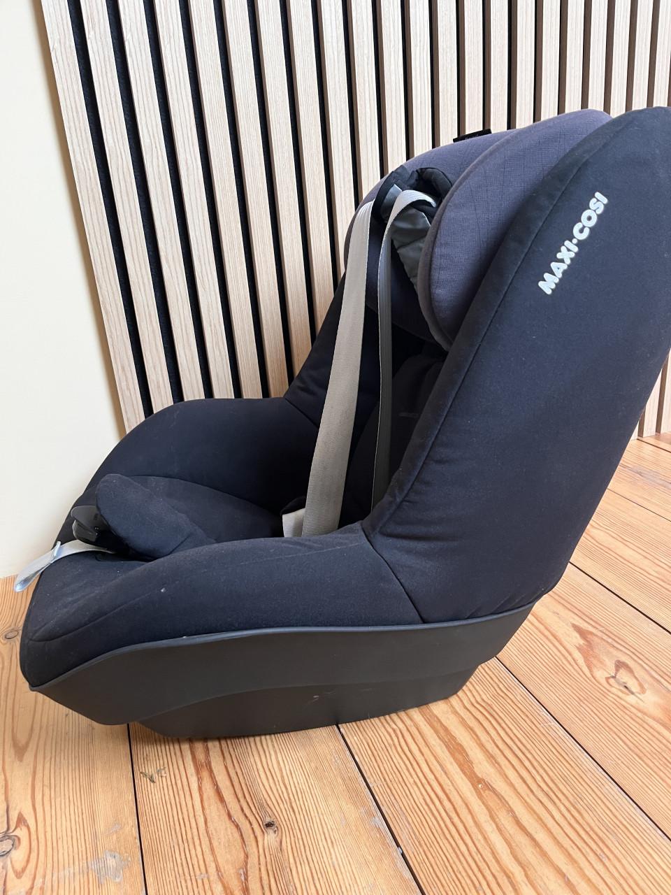 Kinder autostoel base en stoel