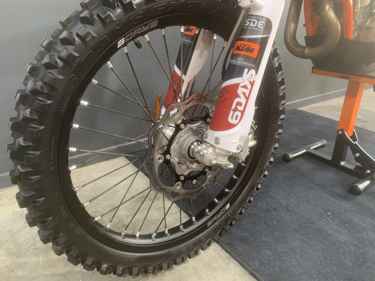 KTM 350 EXC Six-Days 2023 met slechts 51.8 uur