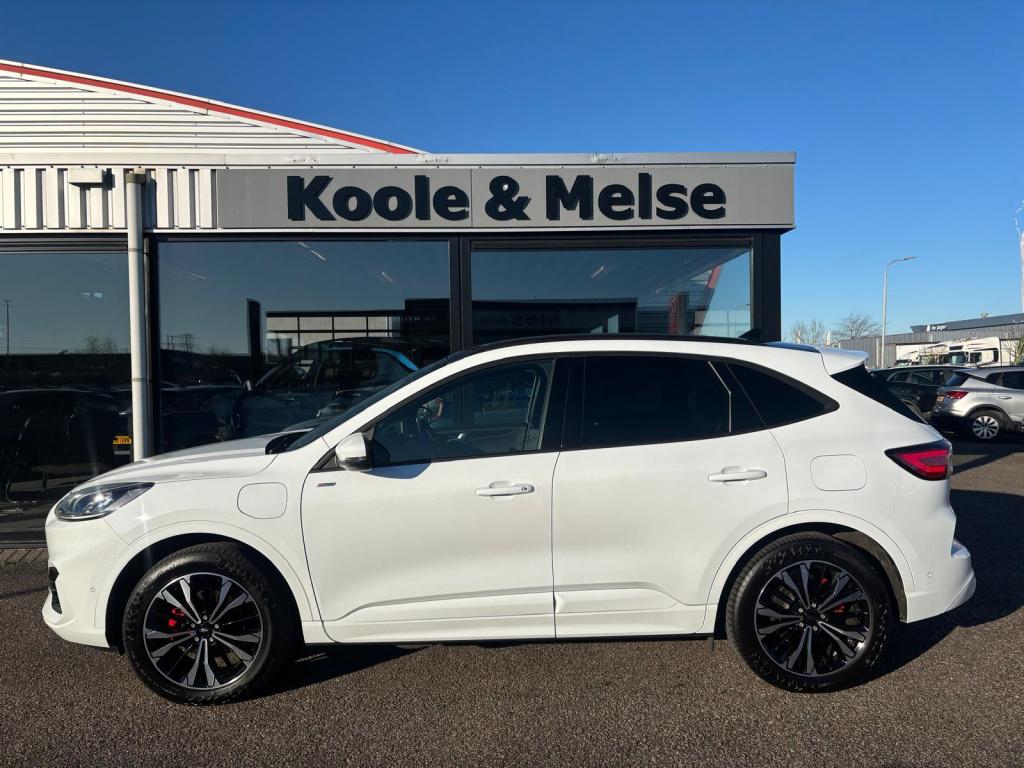 Ford Kuga 2.5 phev e-cvt 225pk st-line x , pano dak , adaptive cc , voorrui