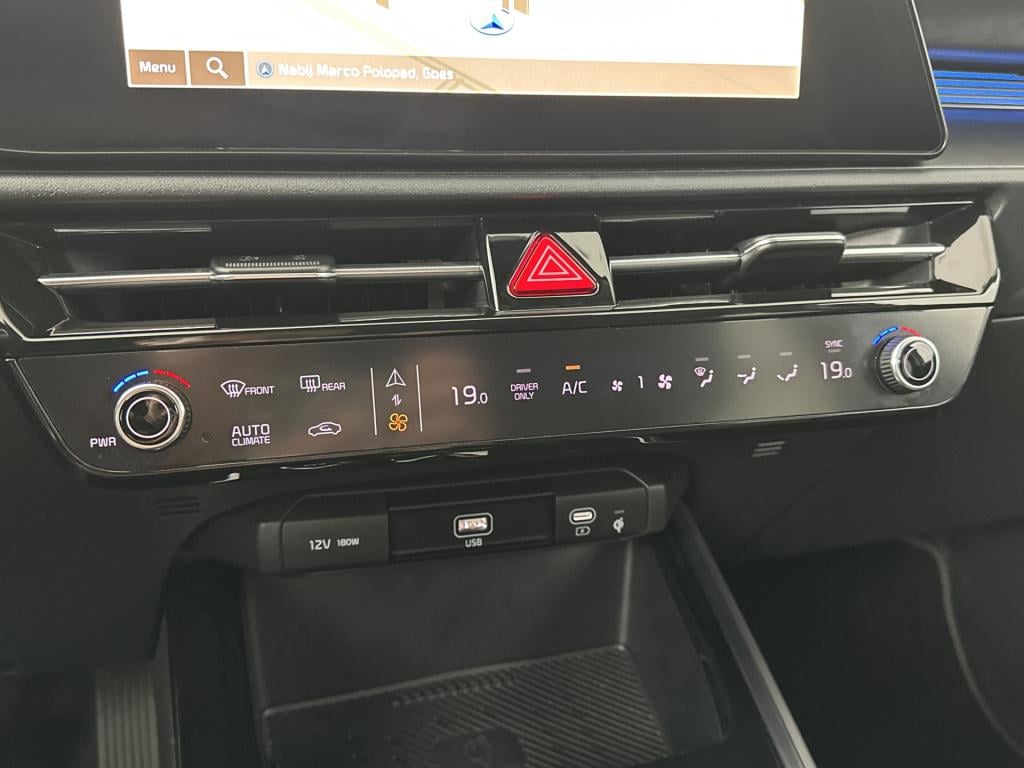 Kia Niro Ev dynamicplusline 64.8 kwh | trekhaak | stuur-/stoelverwarming | 