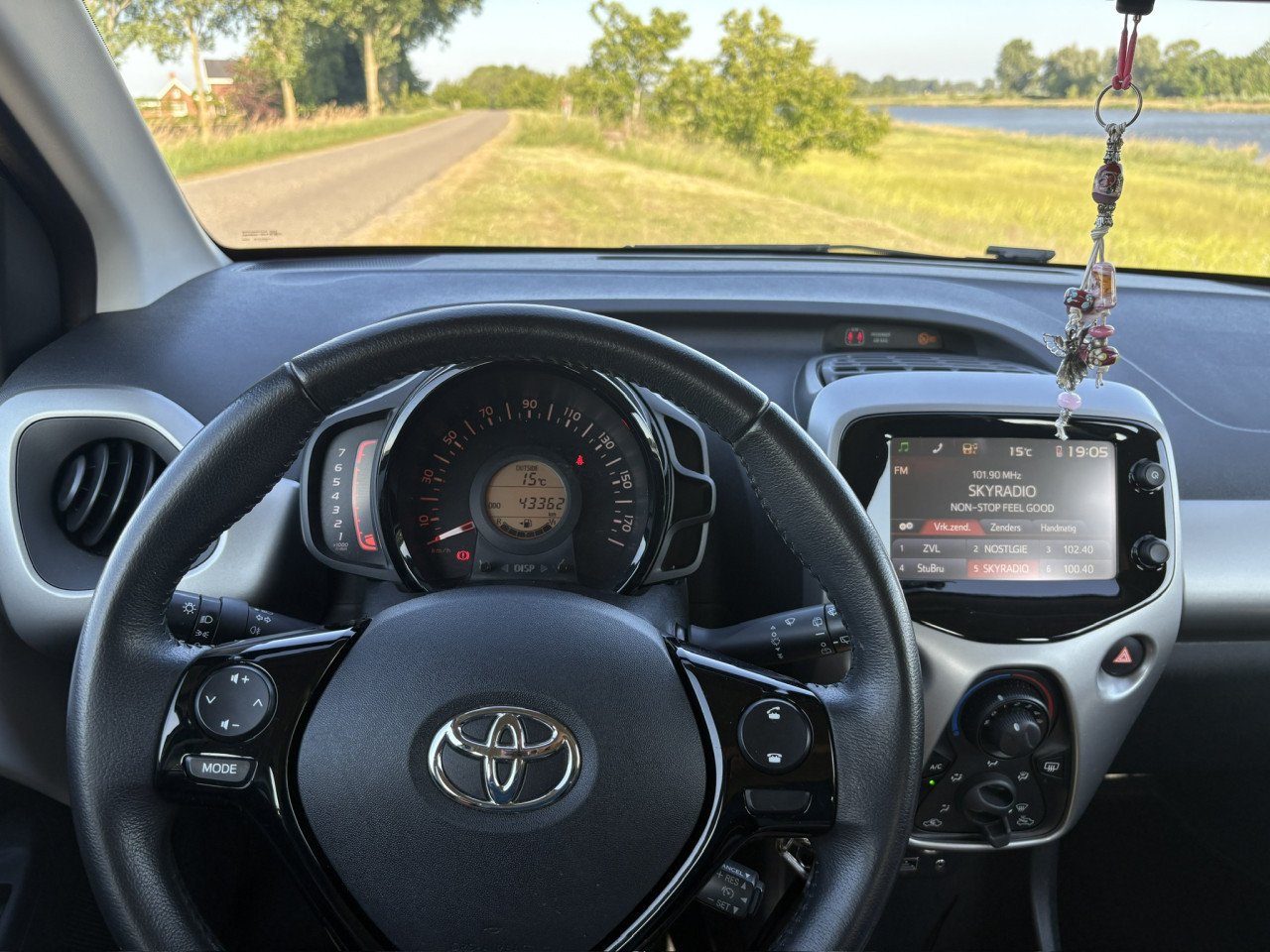 Toyota Aygo 1.0 VVT-i X-play