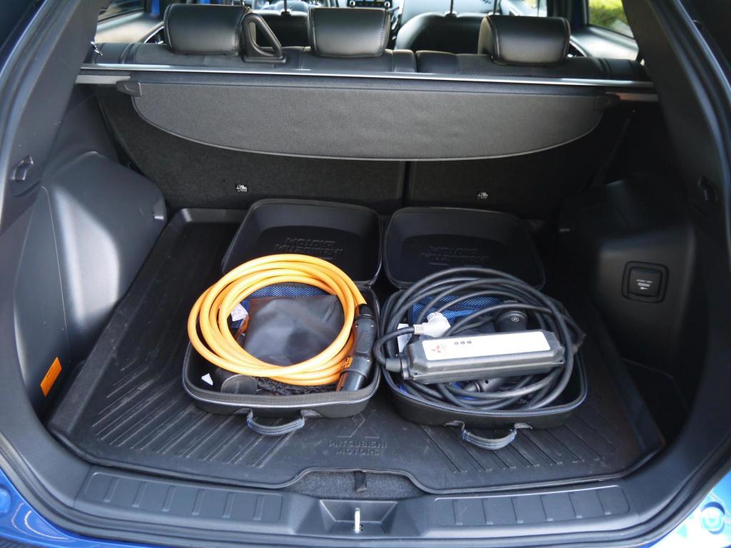 Mitsubishi Eclipse Cross 2.4 phev black edition|rijklaar