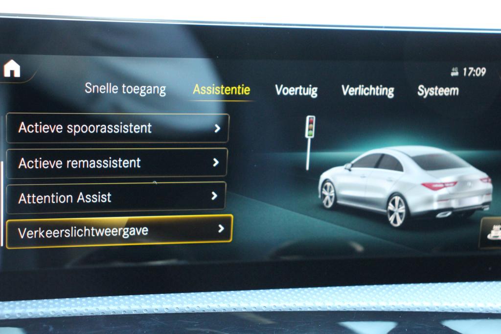 Mercedes-Benz Cla 250 e amg edition | pano | nightpakket | sfeerverlichting