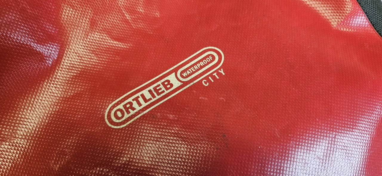 Fietstas ortlieb rood