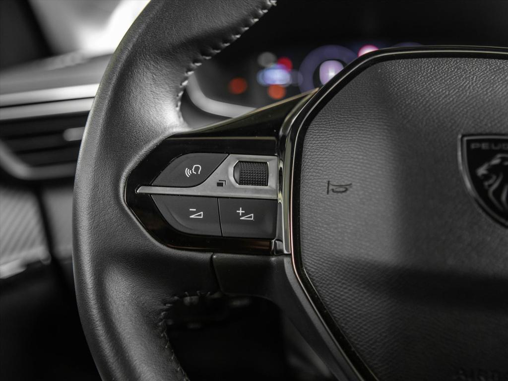 Peugeot 208 1.2 puretech 100pk allure