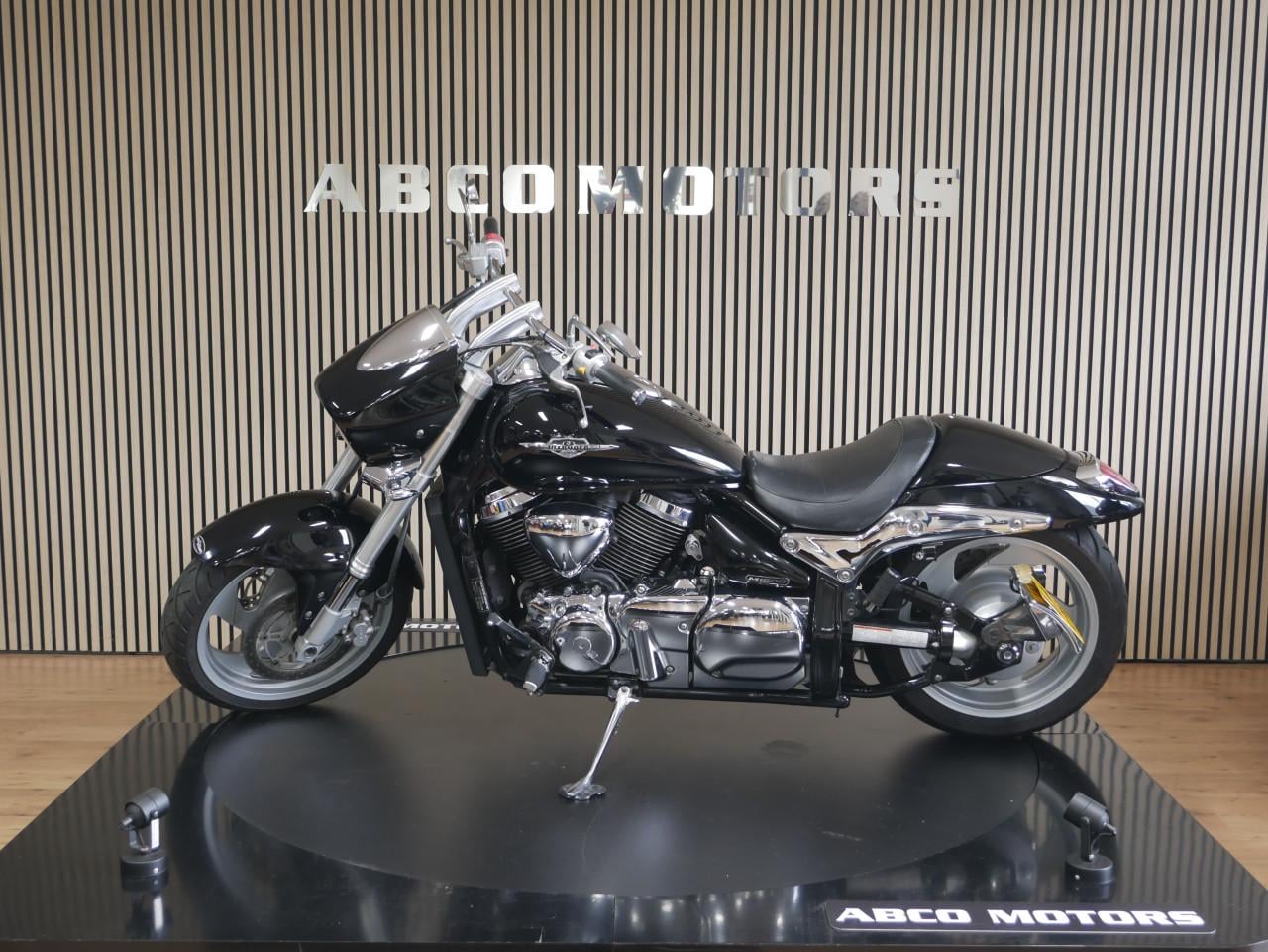 SUZUKI M 1500 INTRUDER