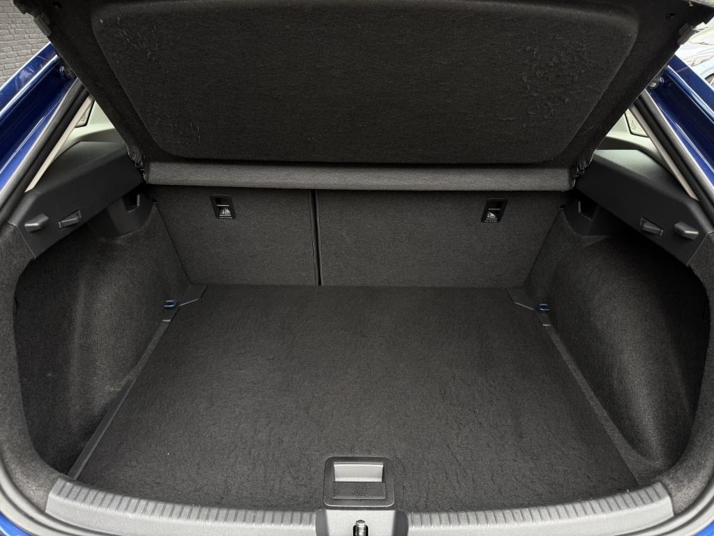 Volkswagen Taigo 1.0 tsi life business