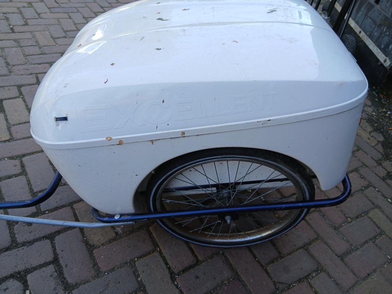 POLYESTER FIETSKAR