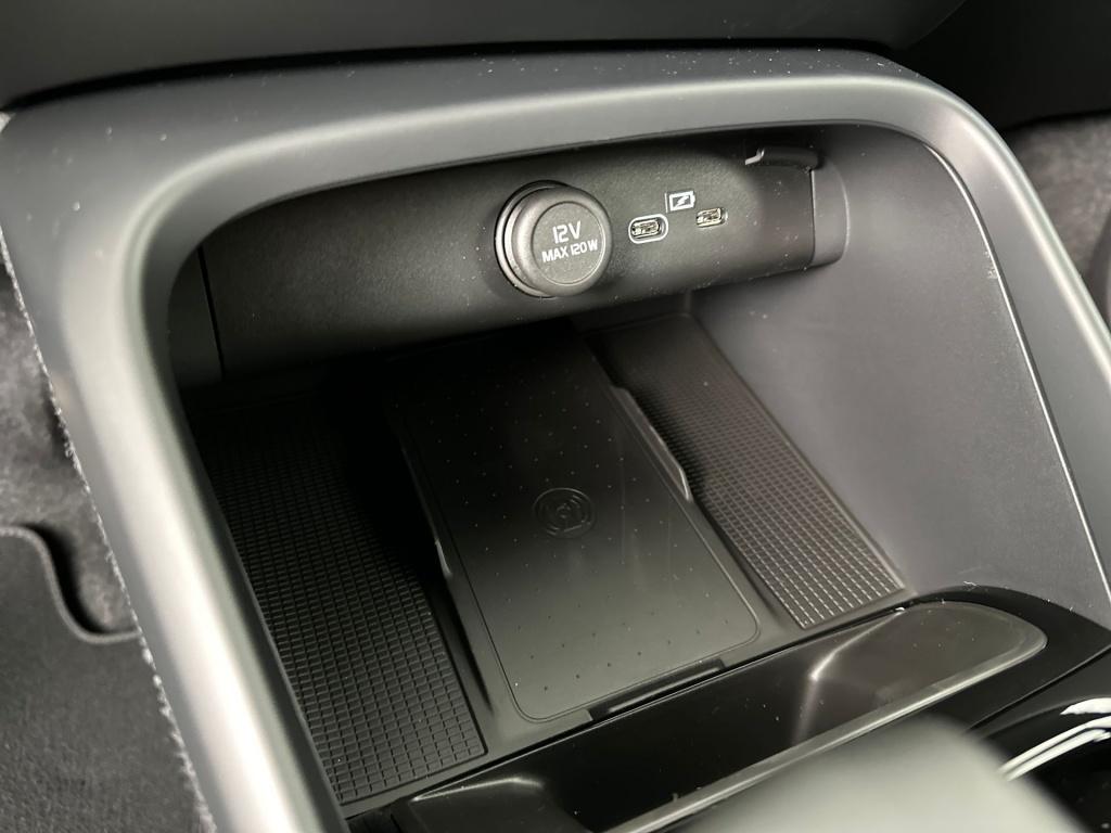 Volvo XC40 b4 plus black edition