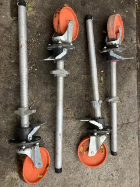 4 Zwenkwielen ALTREX voor rolsteigers