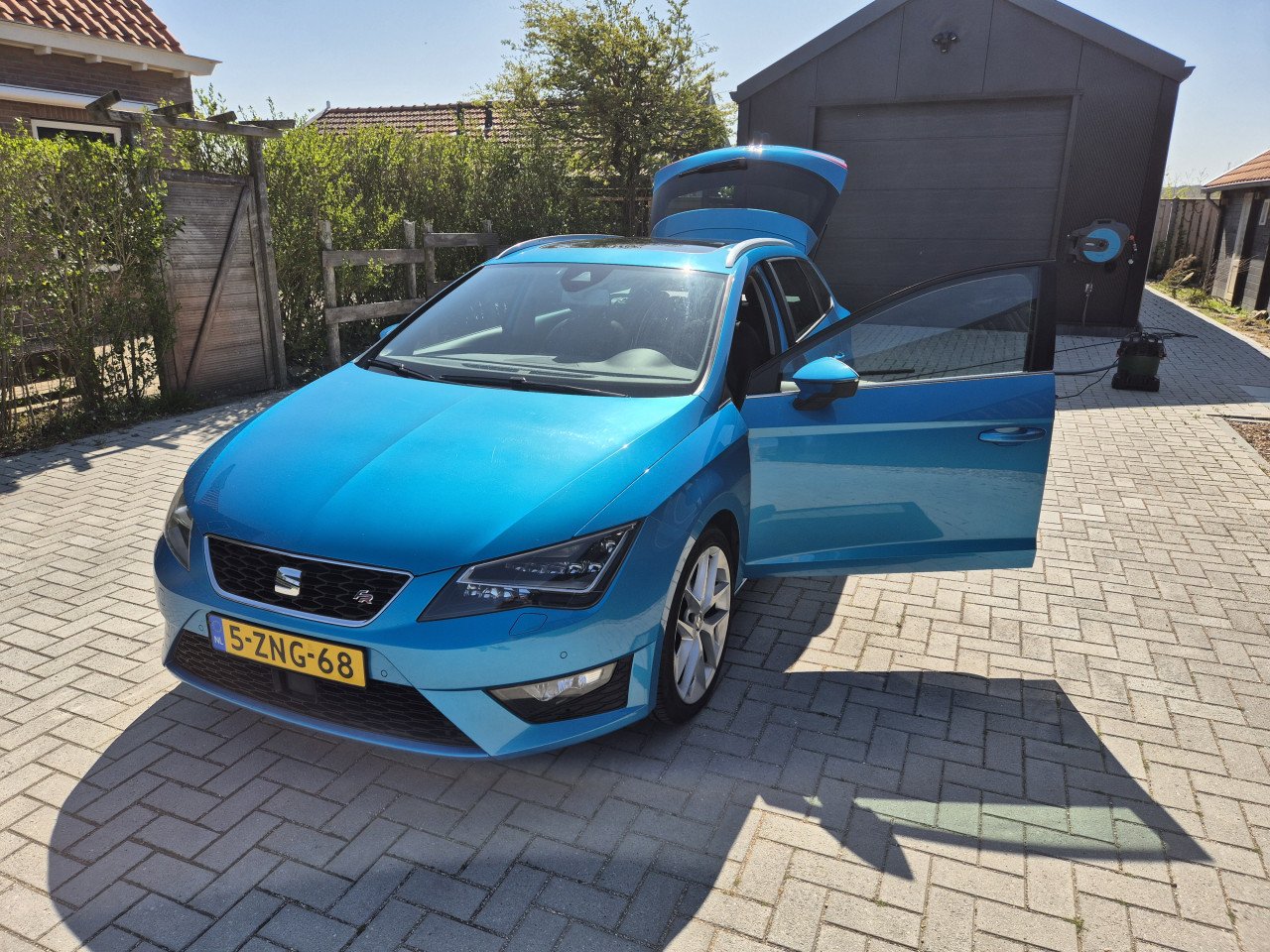 Seat Leon 1.4 TSI FR 150PK Blauw