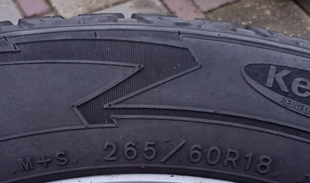 Mercedes AMG velgen met Goodyear terreinbanden