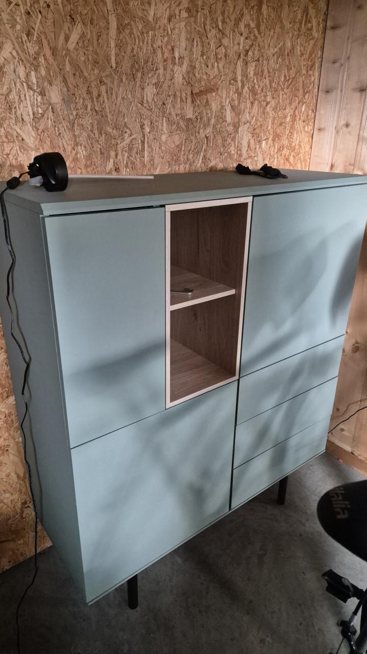 2 dressoir kasten