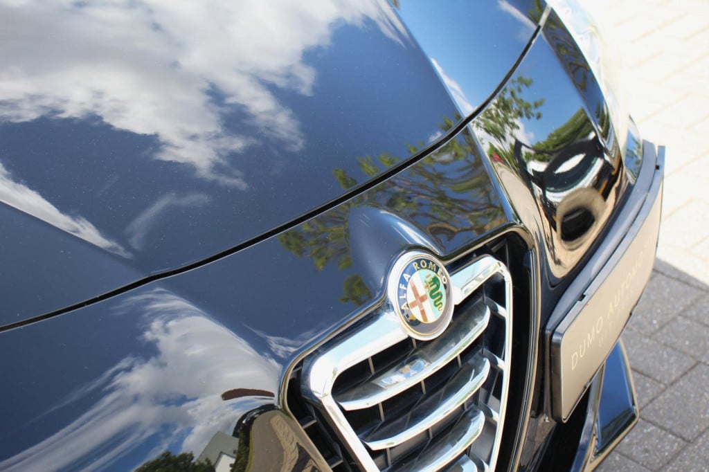 Alfa Romeo Giulietta 1.4 t turbo turismo - leder - cruise - clima - stoel v
