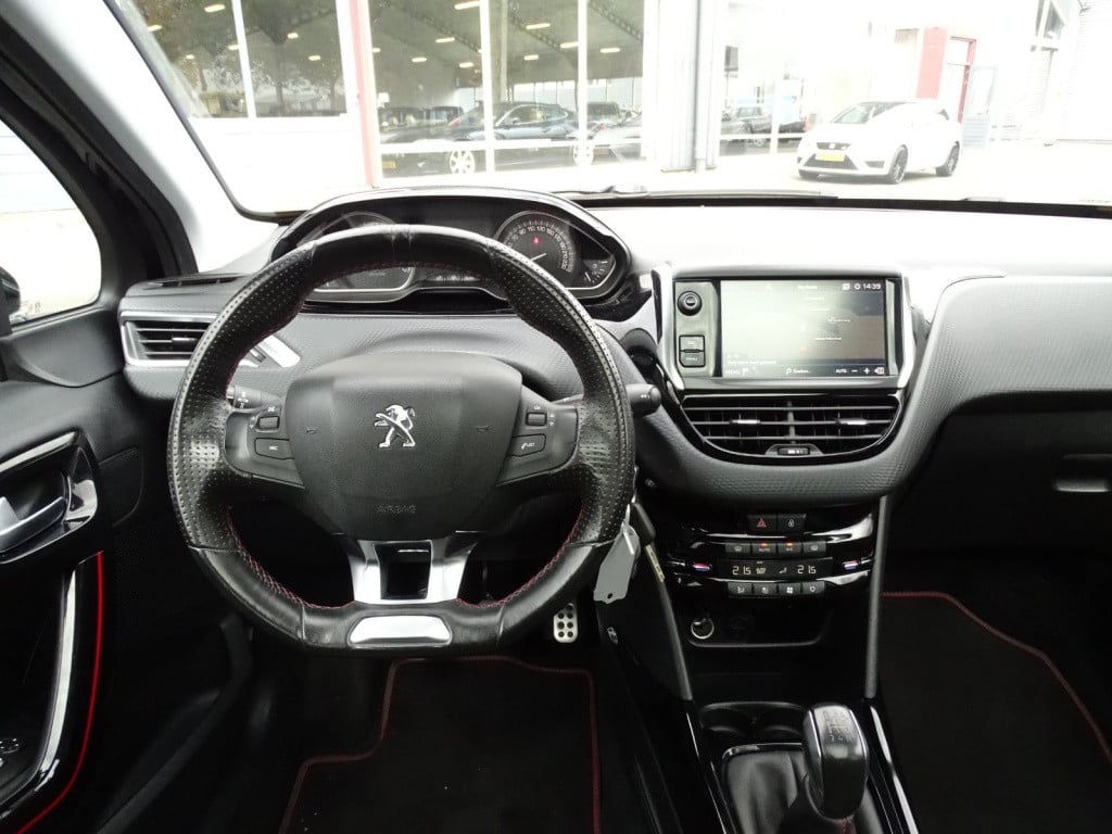 Peugeot 2008 1.2 puretech gt-line
