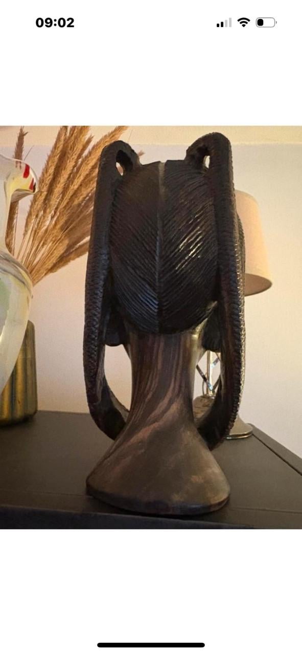 Ebben-houten buste Afrikaanse vrouw