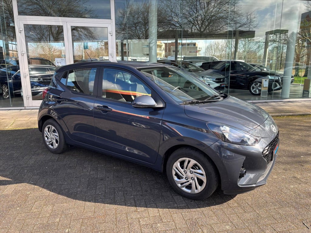 Hyundai I 10 1.0i comfort| apple carplay| dab| cruise control| rijklaar, in