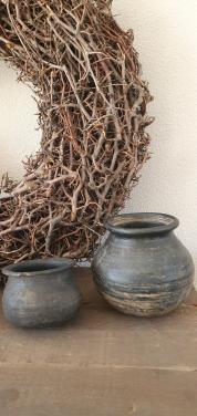 Oude tuimelpotjes prachtig doorleefd