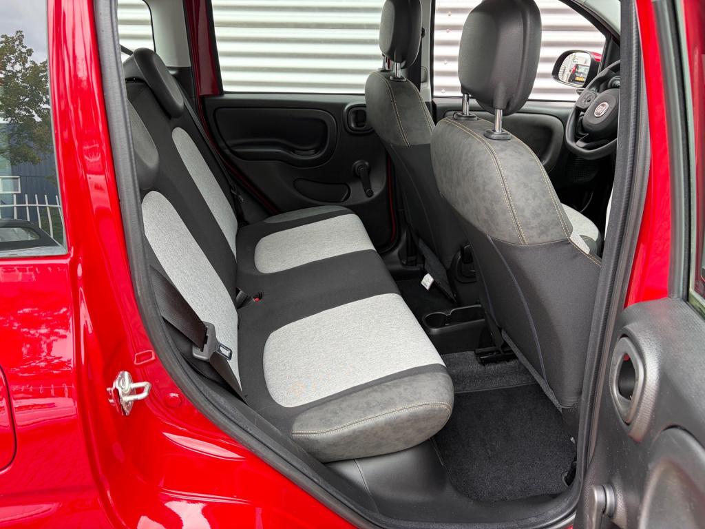 Fiat Panda 1.0 hybrid cross
