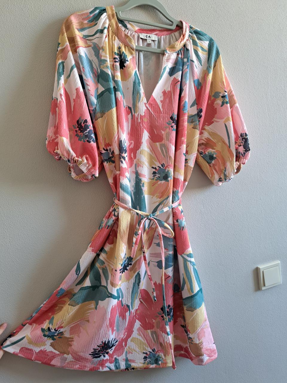 Zomerjurkje. maat .M