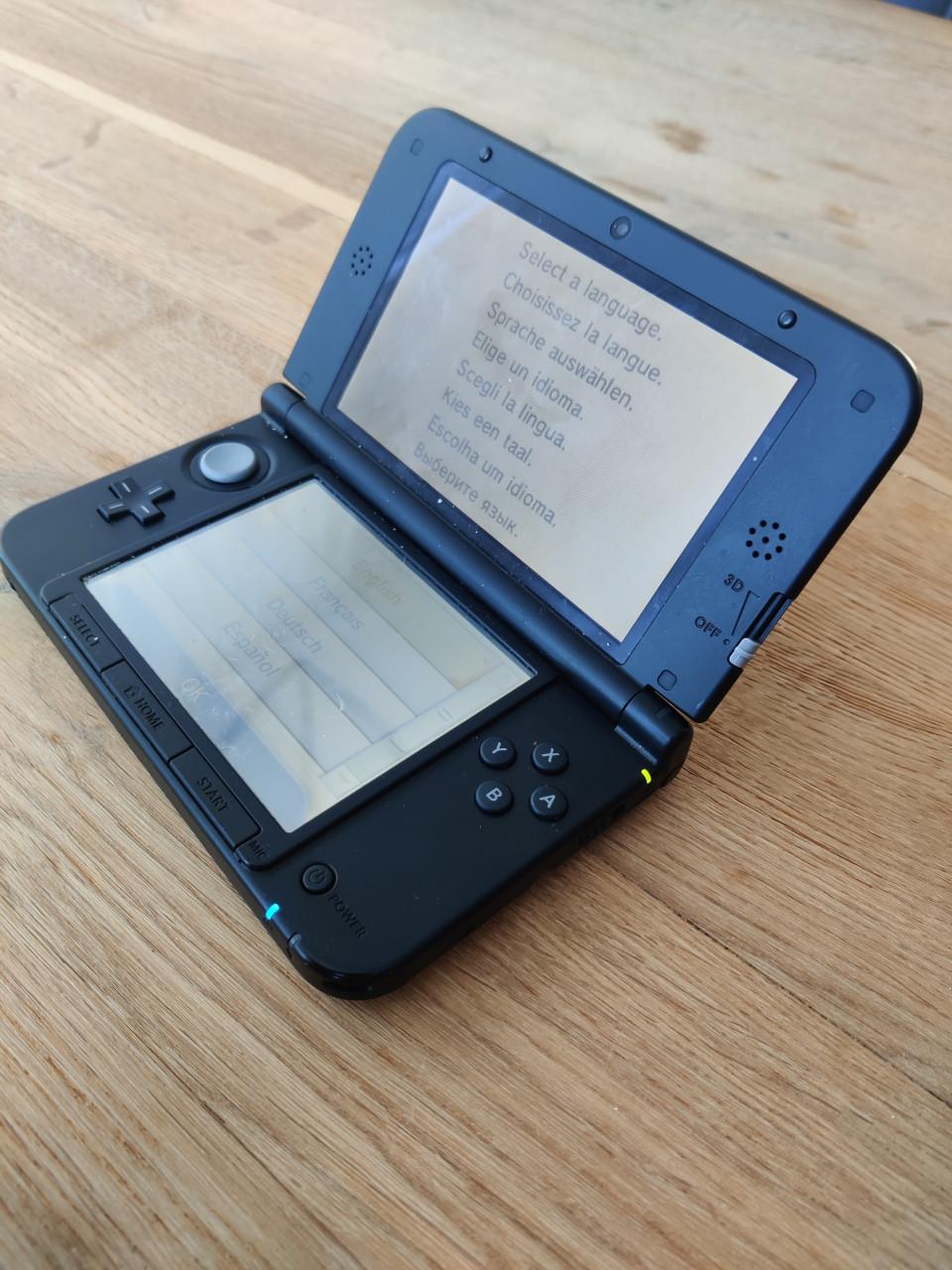 Nintendo 3DS XL